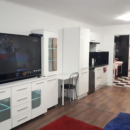 Apartament Centrum Panoramiczna Big Ben Z Balkonem-- Klimatyzacja-- 키엘체 외부 사진