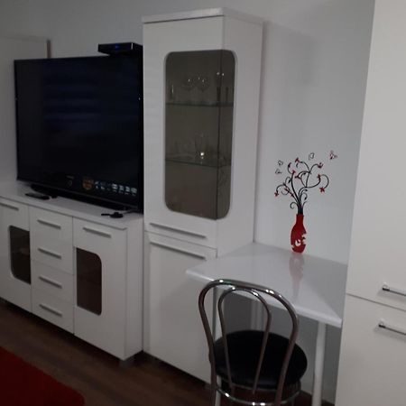 Apartament Centrum Panoramiczna Big Ben Z Balkonem-- Klimatyzacja-- 키엘체 외부 사진